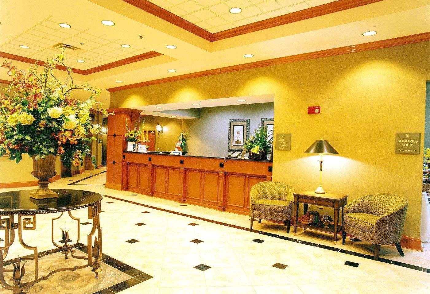 Embassy Suites Nashville - At Vanderbilt Exterior photo
