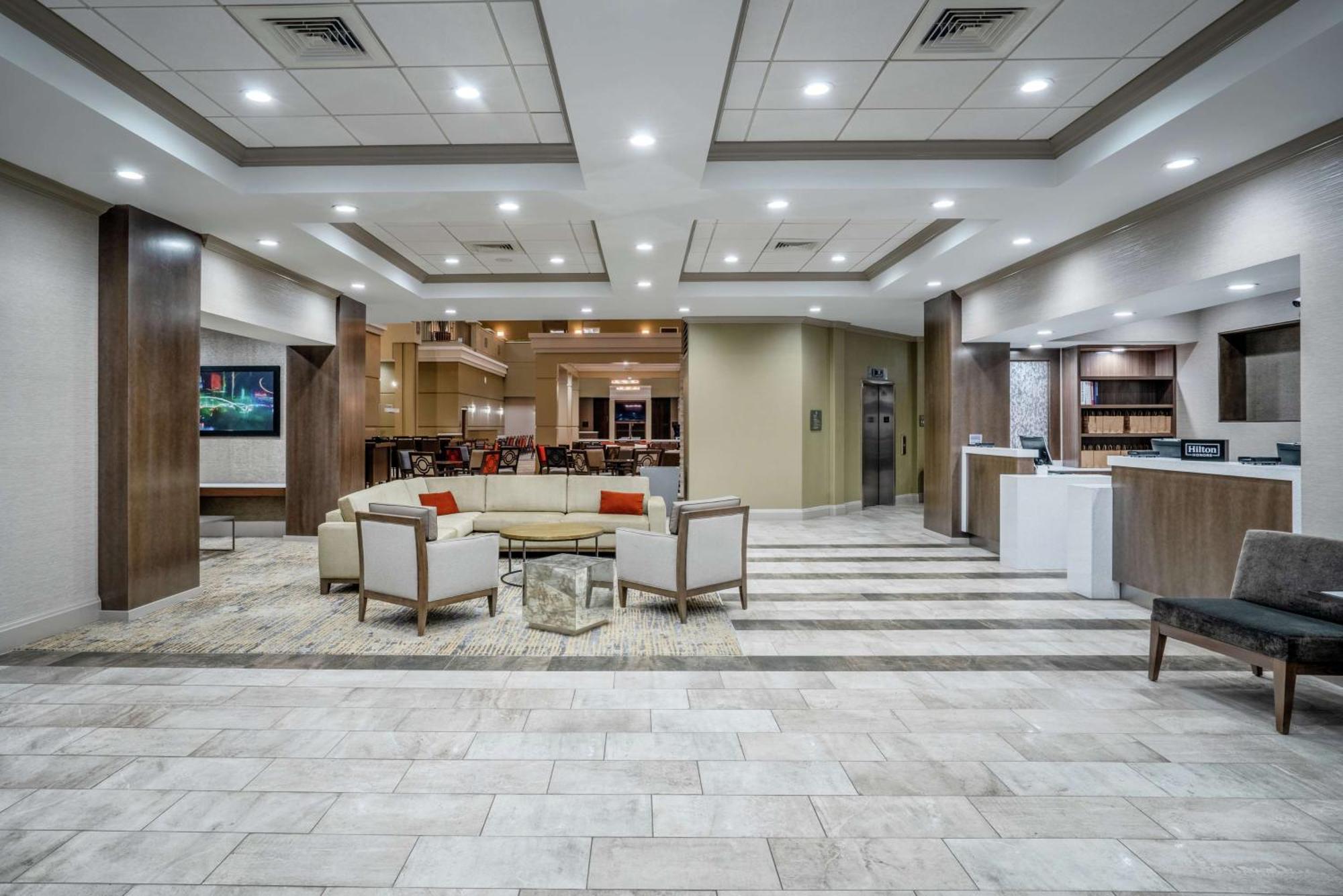 Embassy Suites Nashville - At Vanderbilt Exterior photo